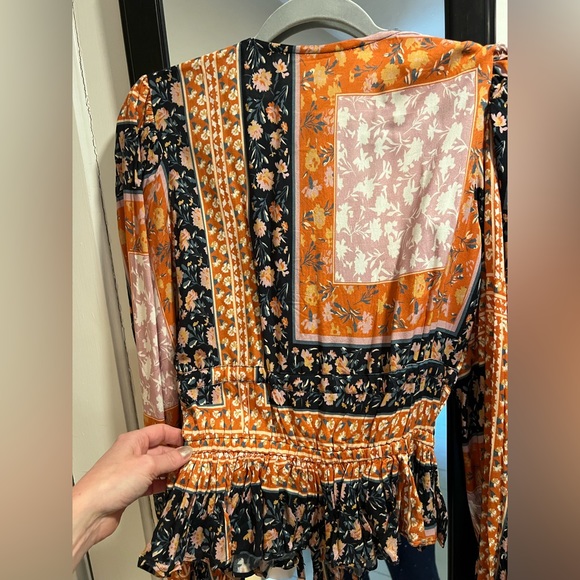 Jen’s Pirate Booty xs shirt - Picture 7 of 9